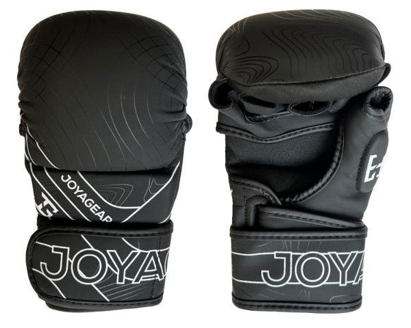 gloves_mma_essential_bw_1.jpg