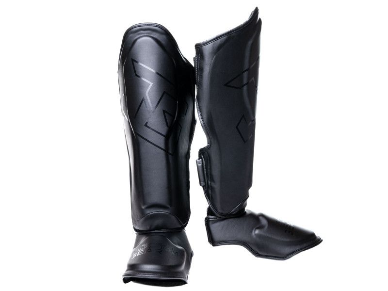 Joya Strike Shinguards - black/black